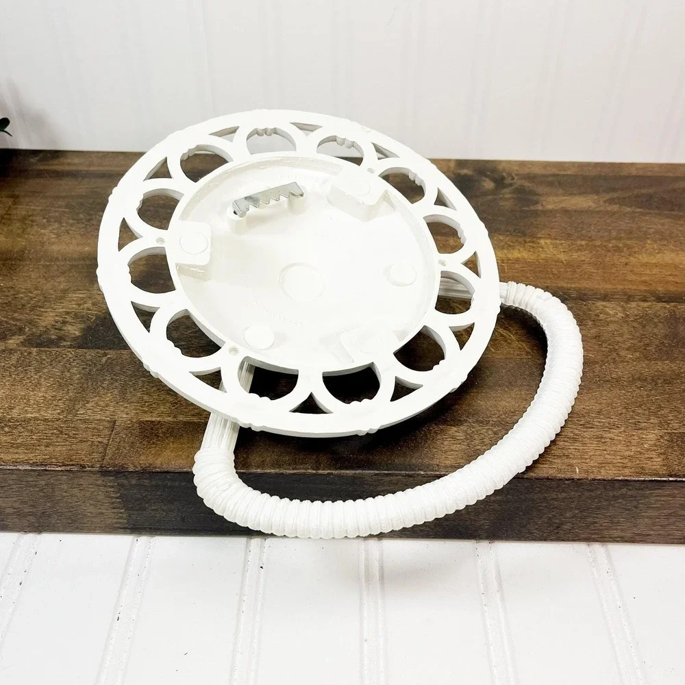 Retro Faux Wicker Towel Ring - Vintage Bathroom Decor